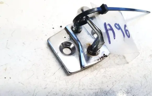 BMW 1 E81 E87 Front door lock loop/hook striker 714870