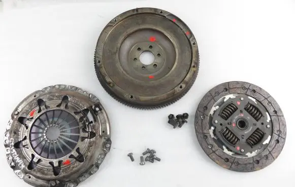 Citroen Berlingo Flywheel 324038910 412116204 9639780410