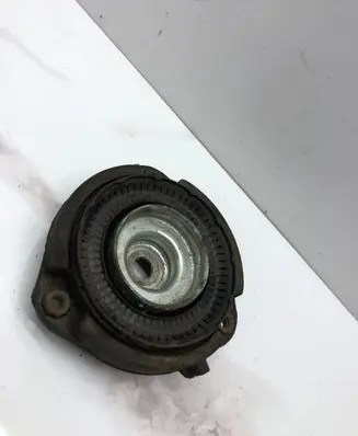 Volkswagen PASSAT B6 Coil spring mount 1K0422331C