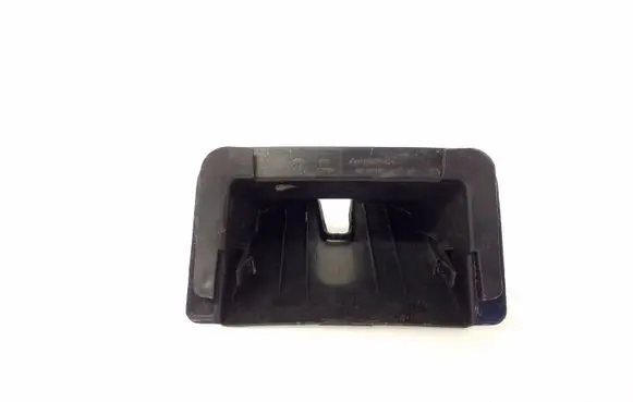 Volkswagen Jetta VI Tailgate/boot lid lock trim 5C6827520