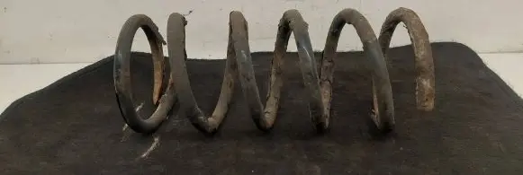 Toyota Avensis Verso Rear coil spring