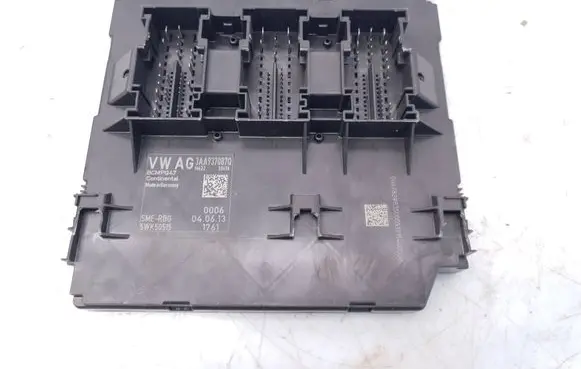 Volkswagen PASSAT B7 Comfort/convenience module 3AA937087Q 5WK50515 BCMPQ47
