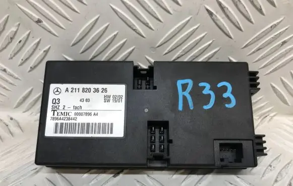 Mercedes-Benz E W211 Seat control module A2118203626