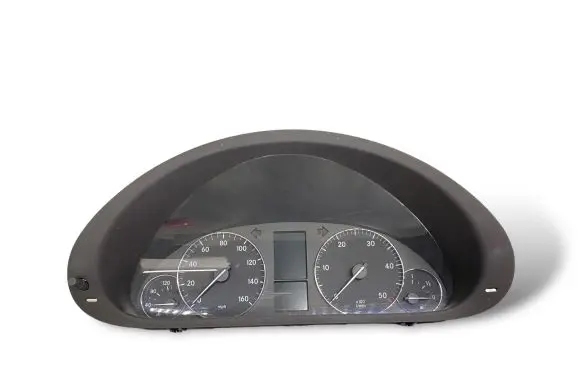 Mercedes-Benz C W203 Speedometer (instrument cluster) A2035409247
