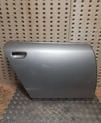 Audi A6 Allroad C5 Rear door