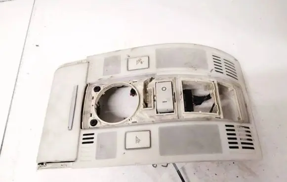 Audi A6 S6 C6 4F Front seat light 4f0947135m