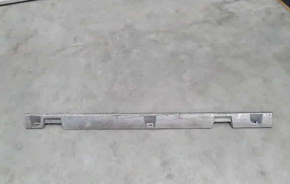 Mazda 5 Sill