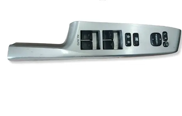 Toyota Prius (NHW20) Electric window control switch 7423247240