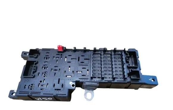 Volvo XC70 Fuse module 8678449 518828009
