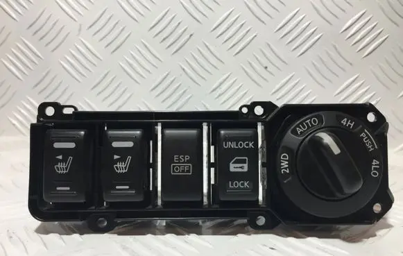 Nissan Pathfinder R51 A set of switches 96988EB41A