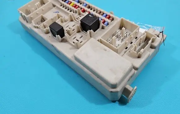 Volvo V50 Fuse box set 8690719 IMPRK1475139