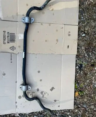 Mercedes-Benz E W212 Front anti-roll bar/sway bar A2123230365