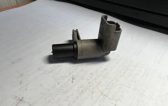 Peugeot 207 Camshaft position sensor 9644549280