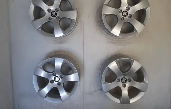 Peugeot 3008 I R17 alloy rim 9673738677