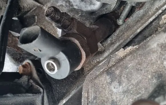 Mercedes-Benz A W168 Fuel injector 0445110015 A6680700287