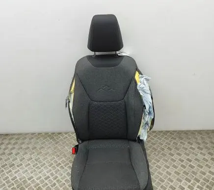 Toyota Yaris Cross Front driver seat 710740UA70C4 710720UB30C1