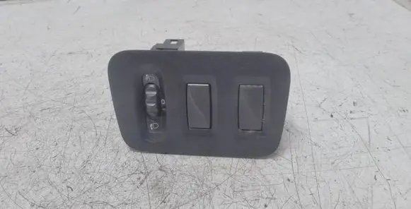 Renault Master III Headlight level height control switch 8200379685