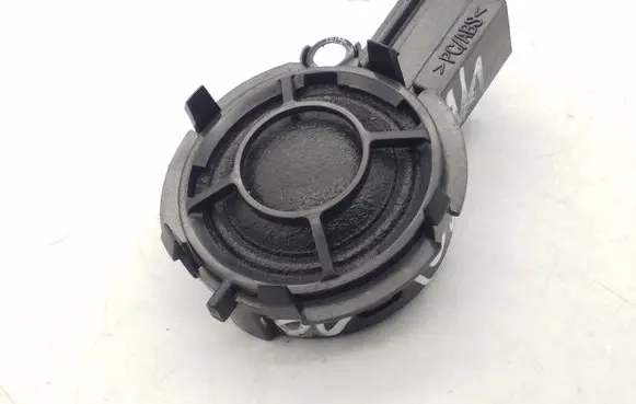Volvo V50 Front door high frequency speaker 8691599