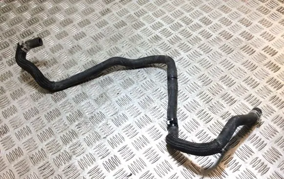 Toyota Auris E180 Engine coolant pipe/hose