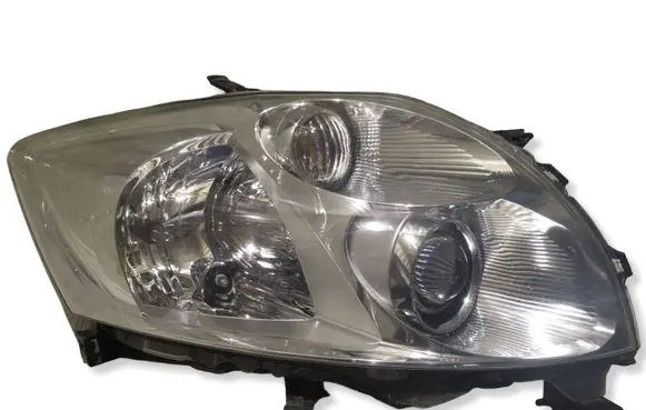 Toyota Auris 150 Headlight/headlamp 8111002470 89901943 89901357