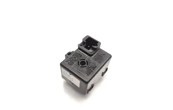 Lexus RX 300 Other relay 86652-51010 068900-3150