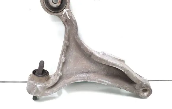 Volvo XC70 Front lower control arm/wishbone 08646376 SV66200161