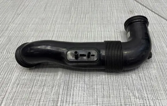 Alfa Romeo Giulia Air intake hose/pipe 50533728