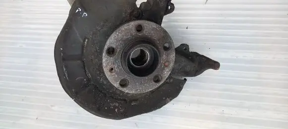 Seat Ibiza III (6L) Front wheel hub