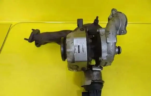 Volkswagen PASSAT B6 Turbo 03G971858AA 03L253013F