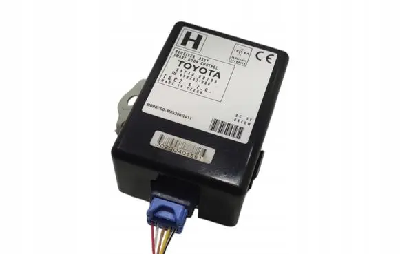 Toyota Yaris Door central lock control unit/module 89740-0D100