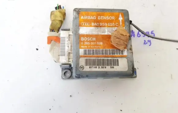Audi A6 S6 C4 4A Airbag control unit/module 8a0959655 0285001038