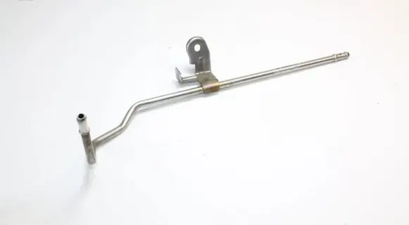 Audi A4 S4 B9 8W Fuel line pipe