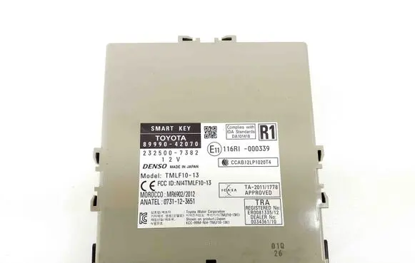 Toyota RAV 4 (XA40) Keyless (KESSY) go control unit/module 8999042070