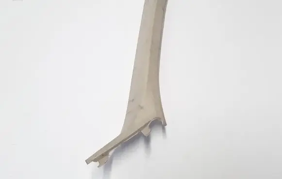 Other sill/pillar trim element
