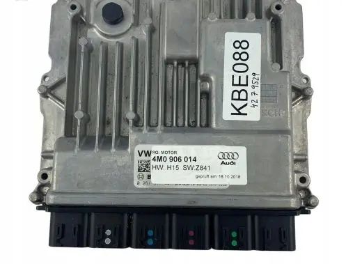 Audi Q7 4M Engine control unit/module 4M0906014