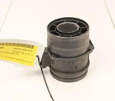 BMW 5 E60 E61 Mass air flow meter 0281002567
