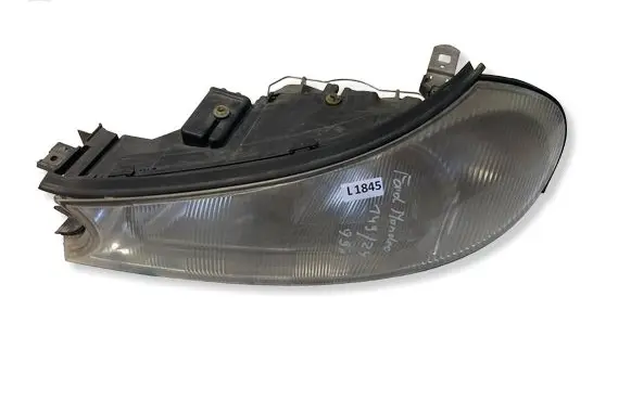 Ford Mondeo MK II Headlight/headlamp 