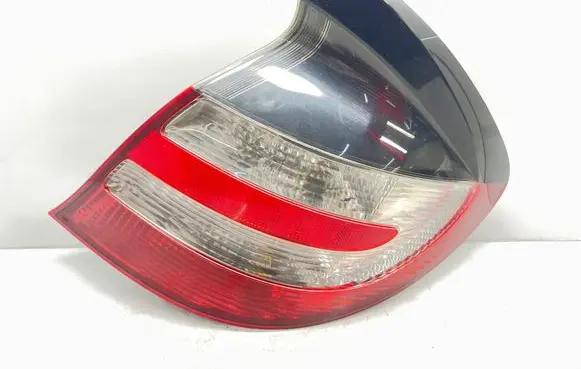 Mercedes-Benz C W203 Rear/tail lights A2038202664