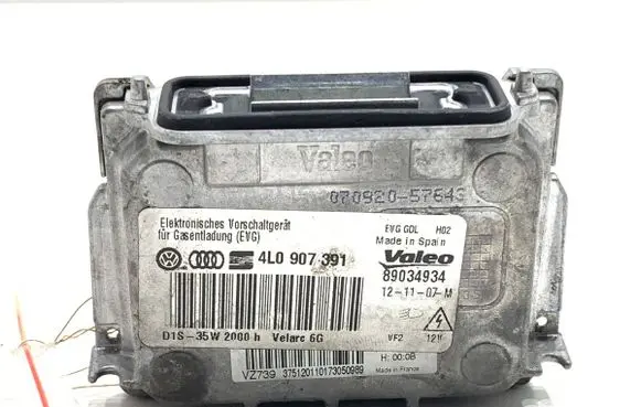 Audi Q7 4L Voltage converter/converter module 4L0907391