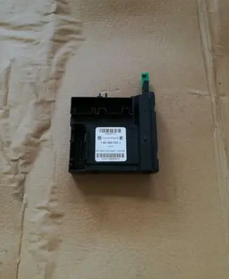 Volkswagen Caddy Door control unit/module 1K0959793J