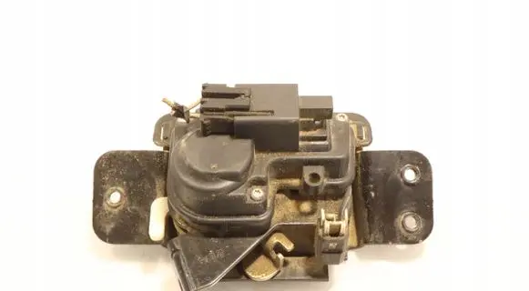 Tailgate/trunk/boot lock/catch/latch