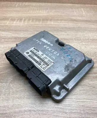 Opel Astra J Engine control unit/module ECU 90569348 0281001634 Used