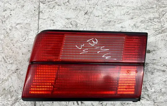 BMW 5 E34 Tailgate rear/tail lights 8769R23