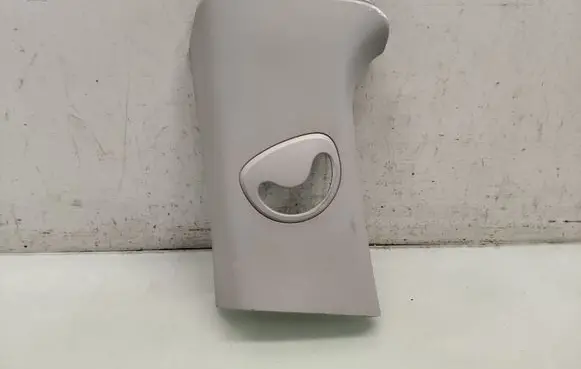 (B) pillar trim (top)