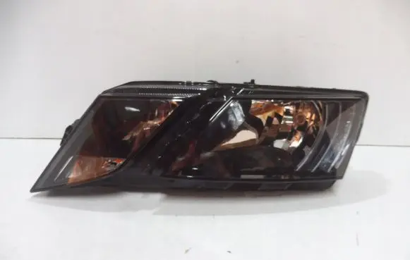 Skoda Octavia Mk3 (5E) Headlight/headlamp 5E1941015C