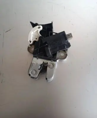 Audi A8 S8 D3 4E Tailgate/trunk/boot lock/catch/latch 4F5827505D