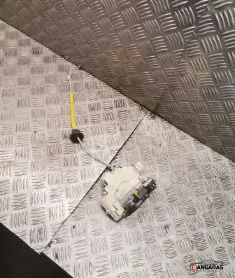 Audi A4 S4 B7 8E 8H Rear door lock