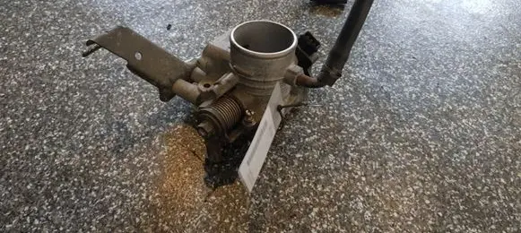 KIA Rio Throttle valve
