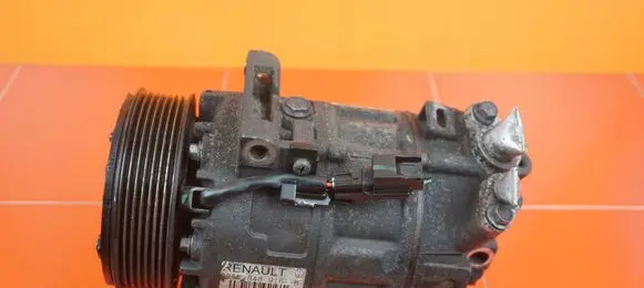 Opel Vivaro Air conditioning (A/C) compressor (pump) 8200848916B 20MB51