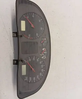 Volkswagen PASSAT B5 Speedometer (instrument cluster) 3B0919881N 11C008794023